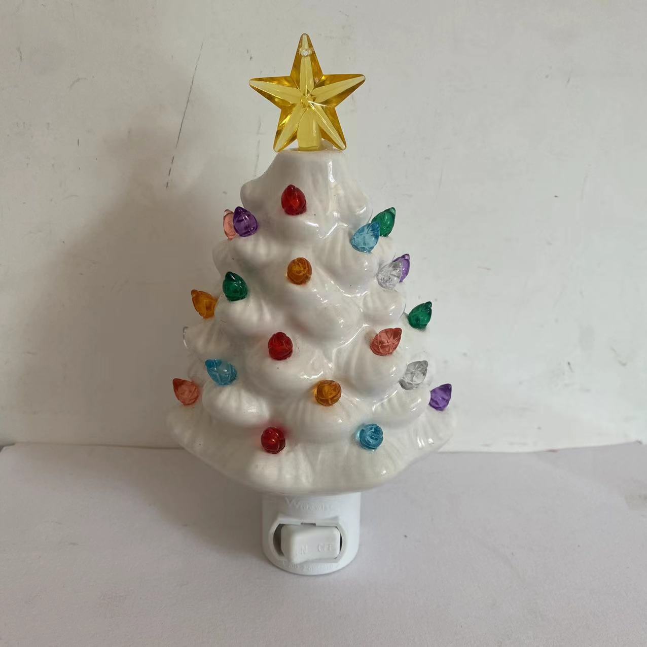 Christmas Tree Night Lamp – Bedside Holiday Light for Cozy Festive Decor - ZA-ZOLA