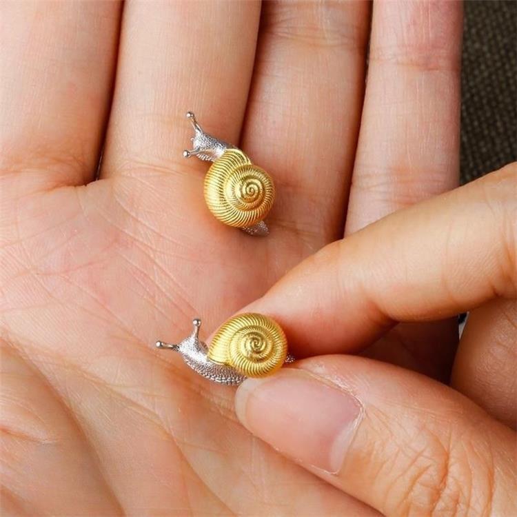 Snail Ear Studs Earrings Personality One-pair Package - ZA-ZOLA