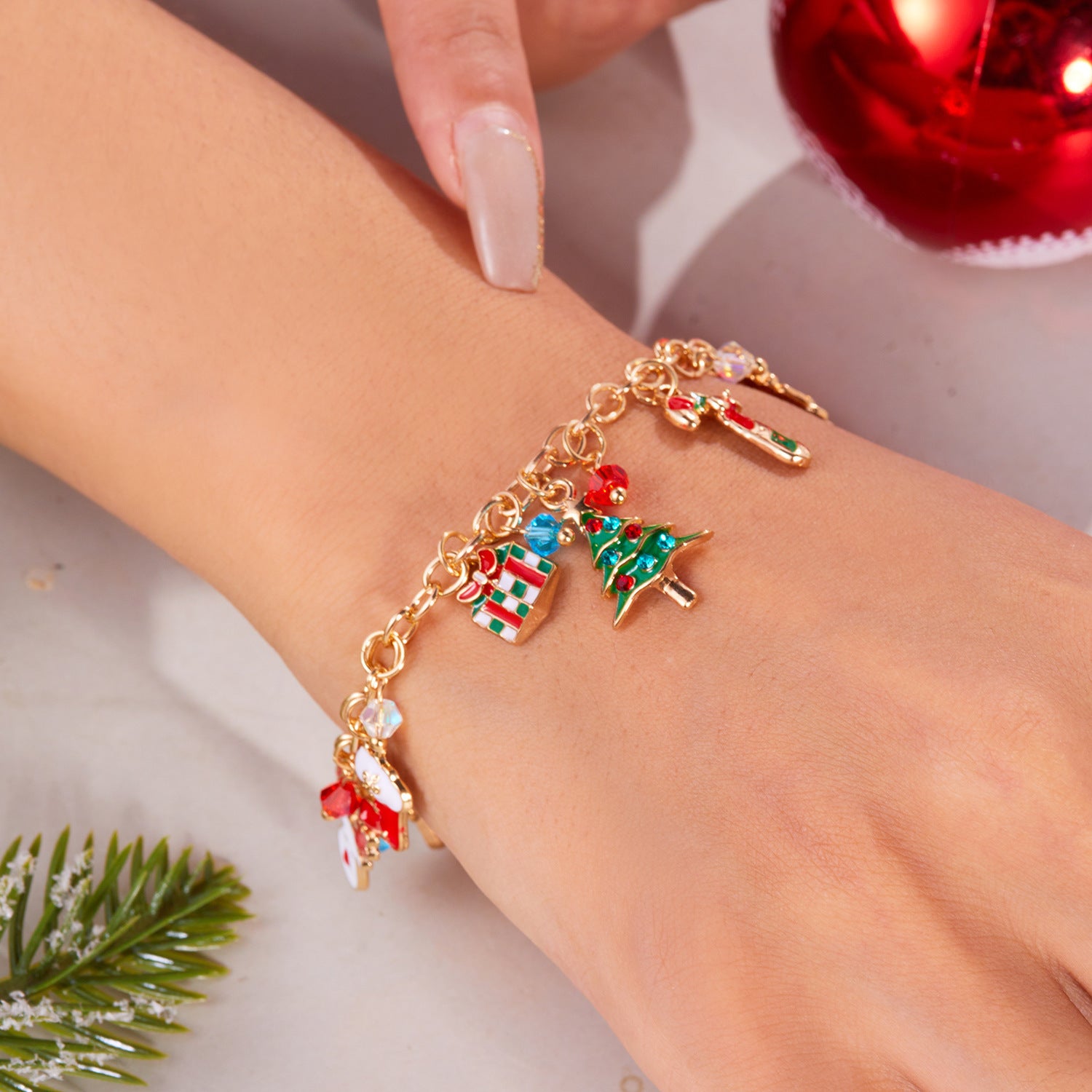 Personalized Christmas Bracelet with Santa Claus & Tree Pendants – Unique Holiday Jewelry for Women - ZA-ZOLA