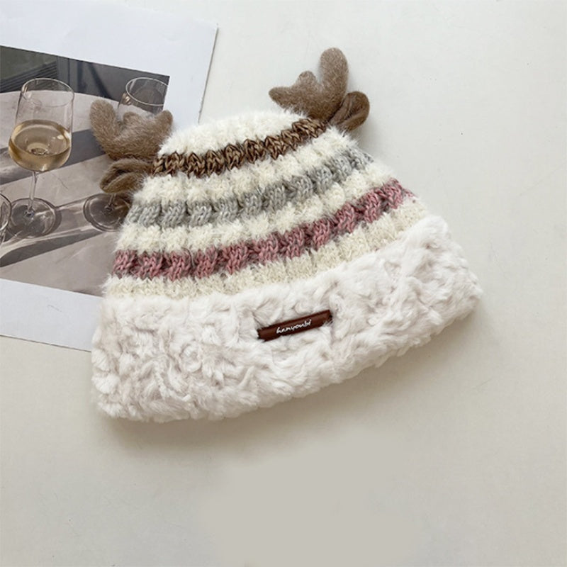 Christmas Knitted Hat with Deer Antlers – Winter Warm Thick Beanie for Women & Girls - ZA-ZOLA