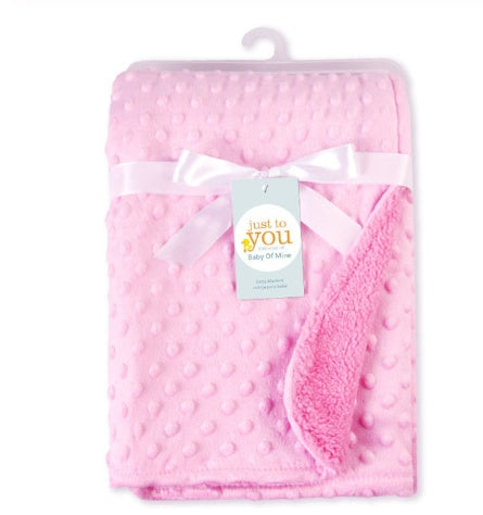 Polar Dot Baby Blanket Blanket Newborn Baby Swaddle Wrap Envelope BebeOverview:
 
 1. warm and good product use:
 
 1, be a blanket on the way out
 
 2, be air conditioning cover in summer
 
 3, be used as baby stroller cover
 
 4, layBlanketZA-ZOLAZA-ZOLAPolar Dot Baby Blanket Blanket Newborn Baby Swaddle Wrap Envelope Bebe Wrap Newborn Baby Bedding Blanket