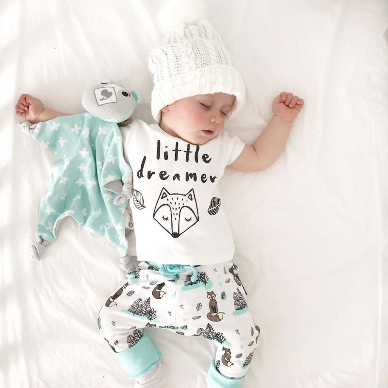 Newborn Baby Clothes Set T-shirt Tops+Pants Little Boys and Girls OutfSpecification:
 
 - Material: 100% Cotton
 
 - Size Chart:
 
 70cm: Tops Length 30cm, Bust 24cm, Pants Length 38cm, Age 0-3 Months
 
 80cm: Tops Length 32cm, Bust 25Baby ClothesZA-ZOLAZA-ZOLANewborn Baby Clothes Set