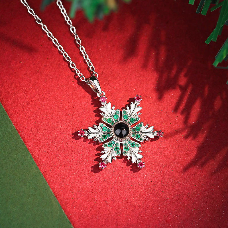 New Christmas Snowflake Projection Necklace – Romantic Gift for Couples & Women's Clavicle Chain Jewelry - ZA-ZOLA