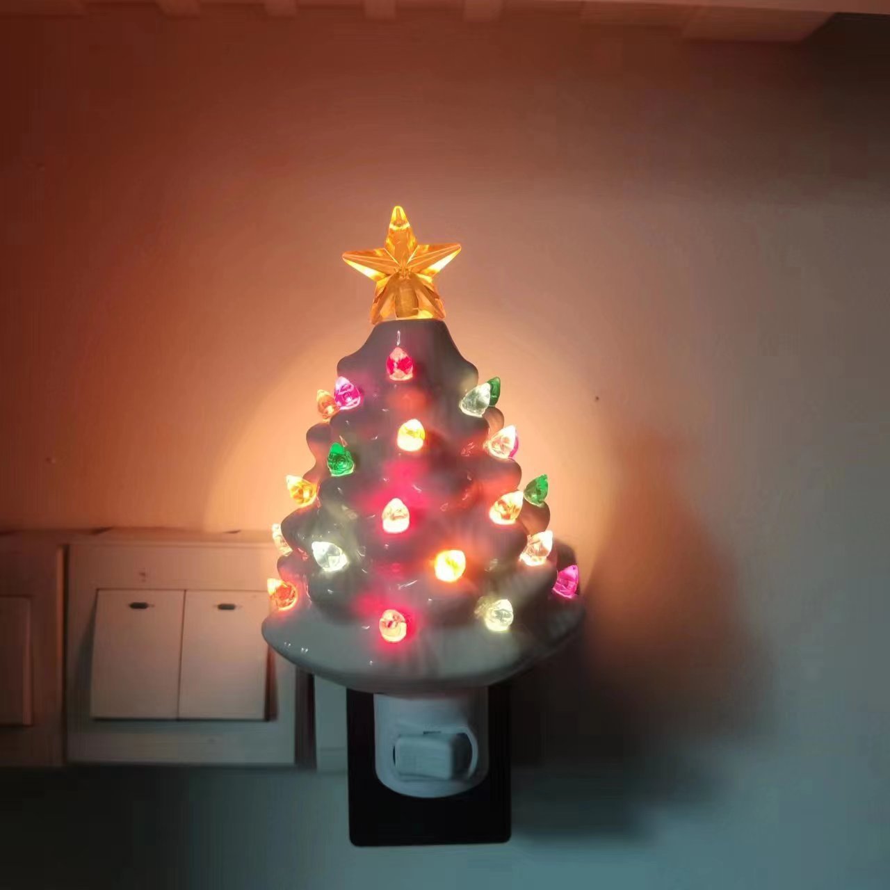 Christmas Tree Night Lamp – Bedside Holiday Light for Cozy Festive Decor - ZA-ZOLA