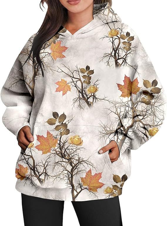 Women's Camouflage Hoodie with Maple Leaf Print – Oversized Sports Hoodie for Ultimate Comfort