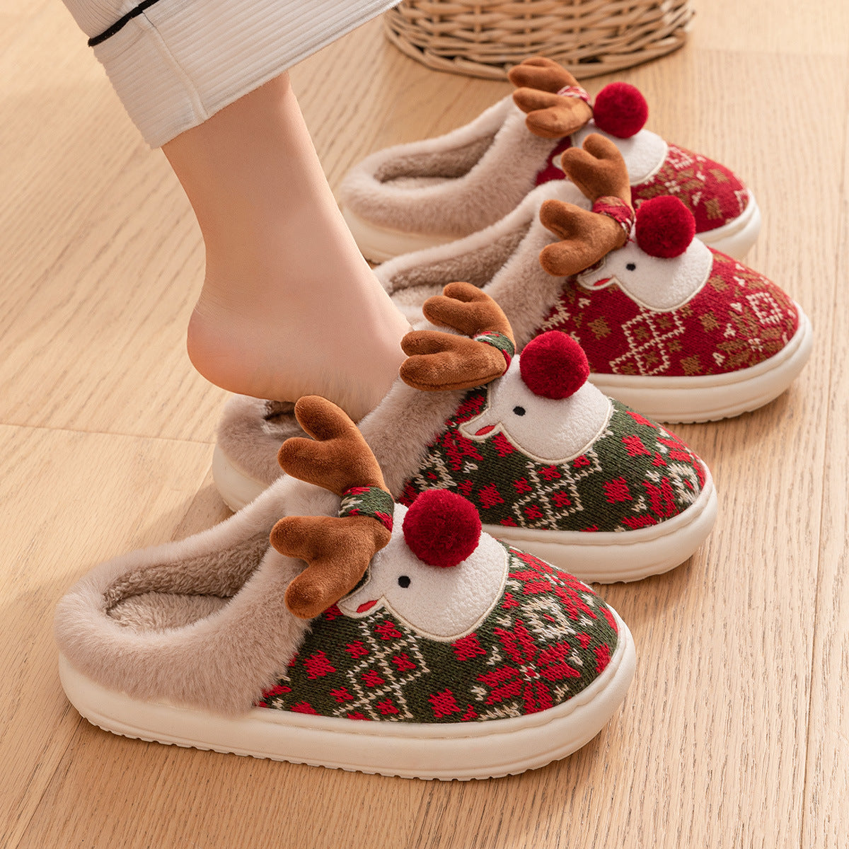 Cute Christmas Elk Plush Slippers – Cozy Winter Non-Slip Home Shoes for Women – Fuzzy Bedroom House Slippers - ZA-ZOLA