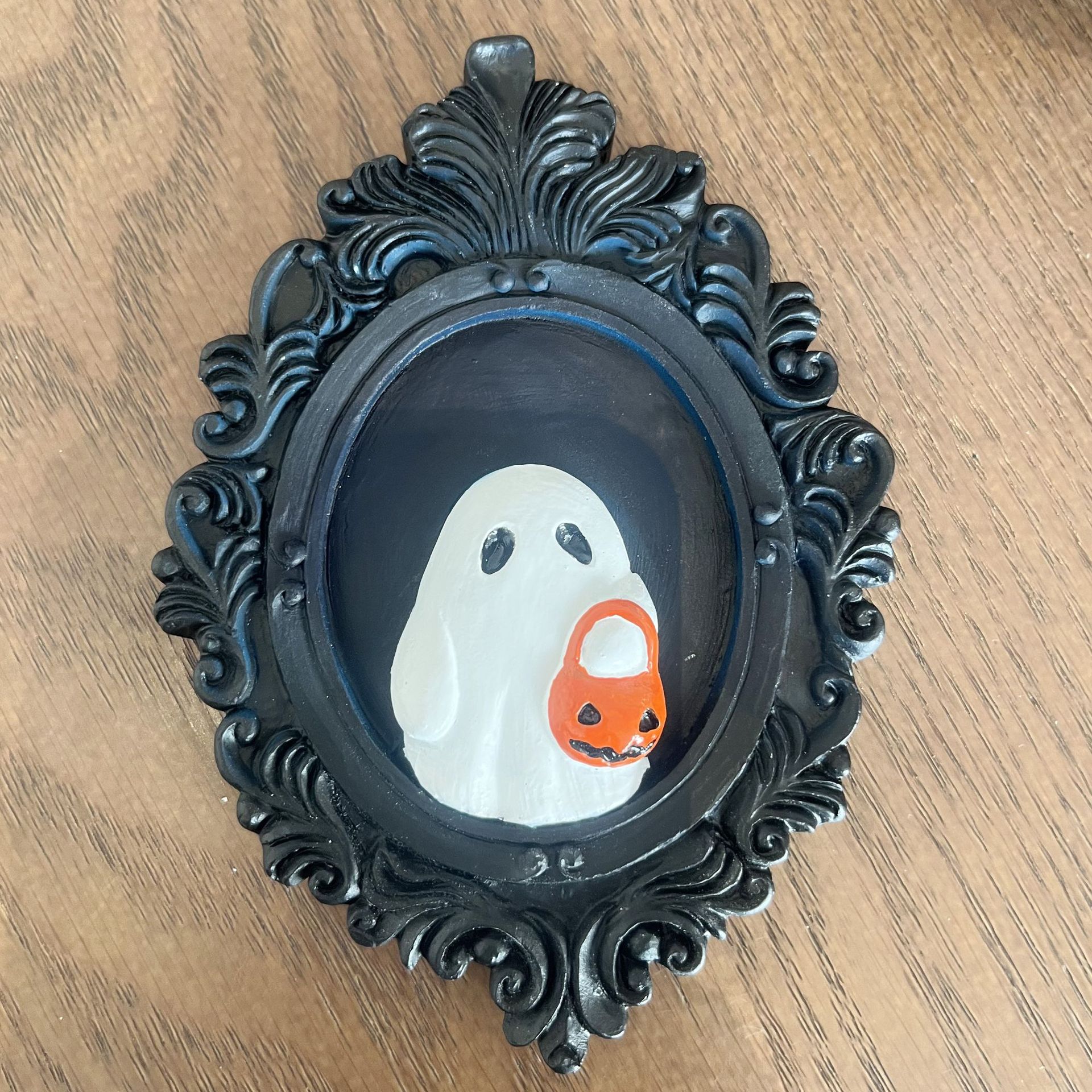 Halloween Resin Ornaments Trick Or Treat Ghost Wall Decorations - ZA-ZOLA