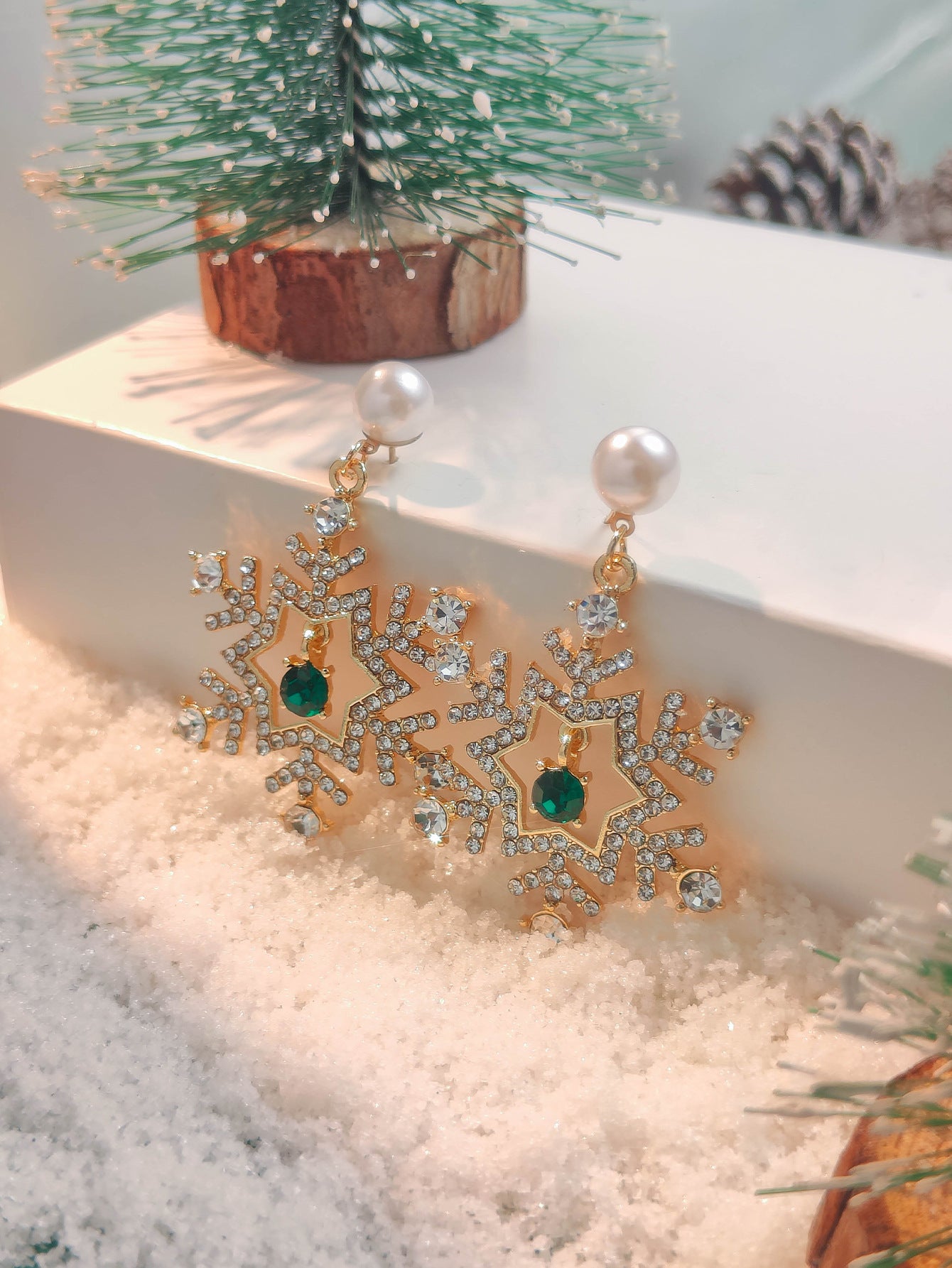 Christmas Snowflake Pendant Stud Earrings – Finely Inlaid Festive Jewelry for Women - ZA-ZOLA