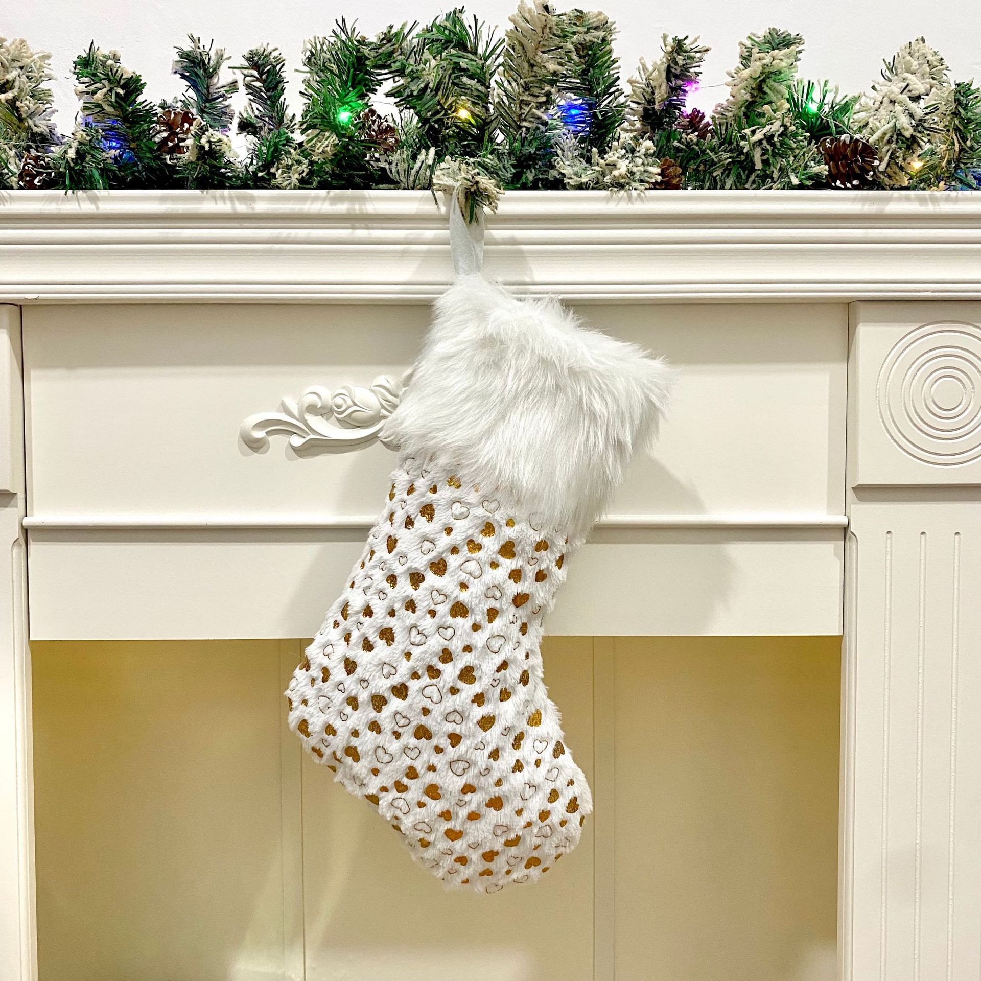 Gilded Plush Christmas Socks Gift Bag – Festive Decorations for Holiday Gifting - ZA-ZOLA