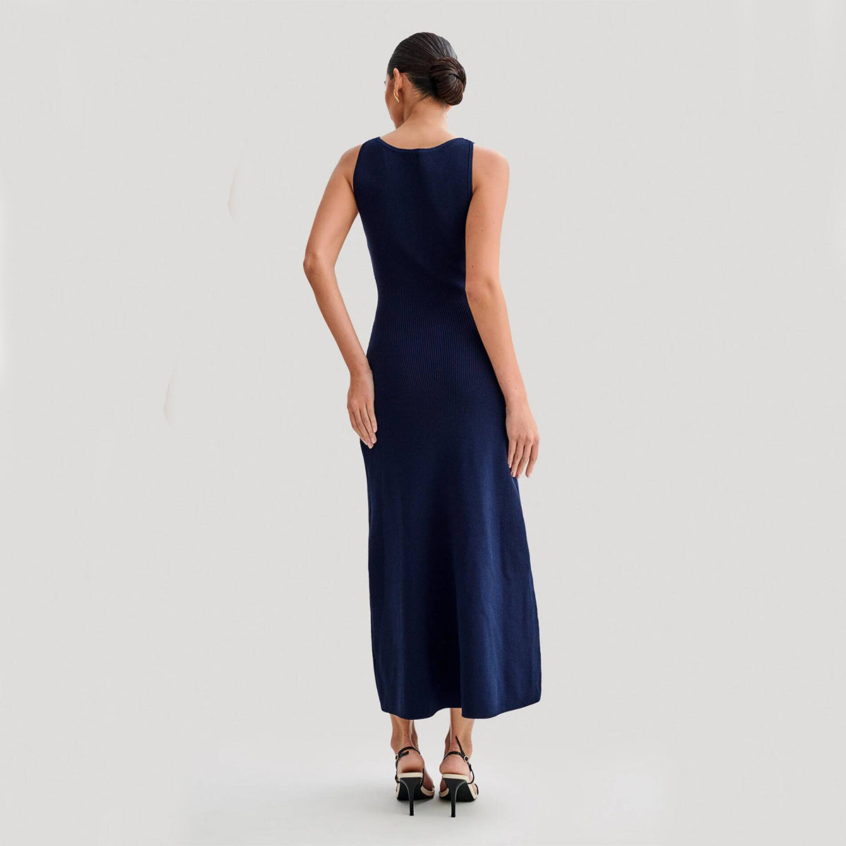 Elegant Knitted Sleeveless Dress With Single Breast Fashion Slim Round Neck Long Dresses Womens Clothing - ZA-ZOLA