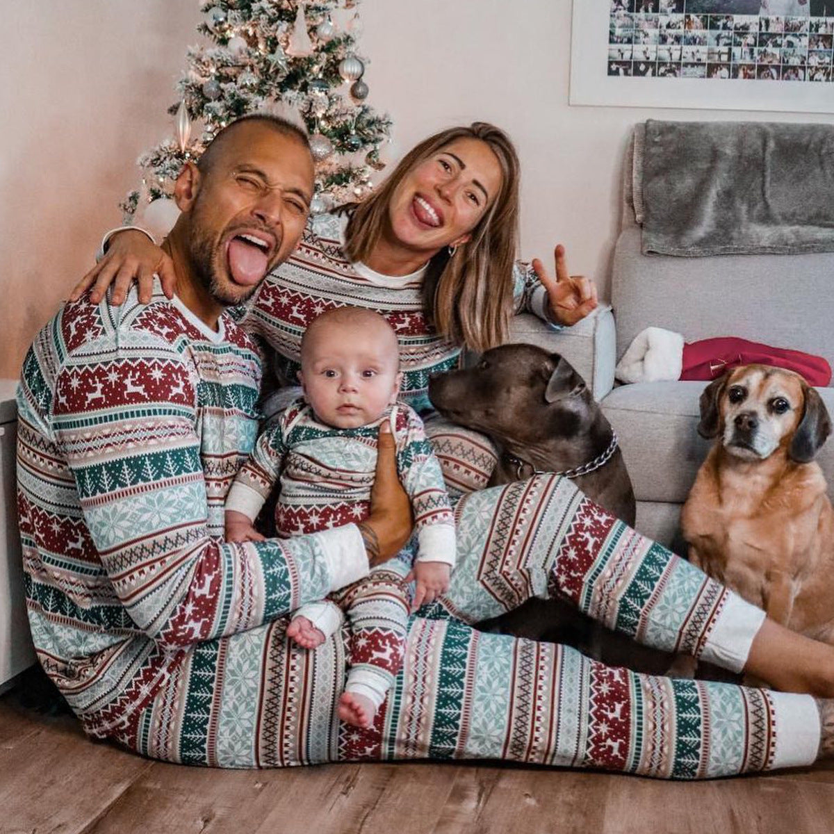 European & American Christmas Pajamas – Family Matching Homewear Set for Festive Comfort - ZA-ZOLA