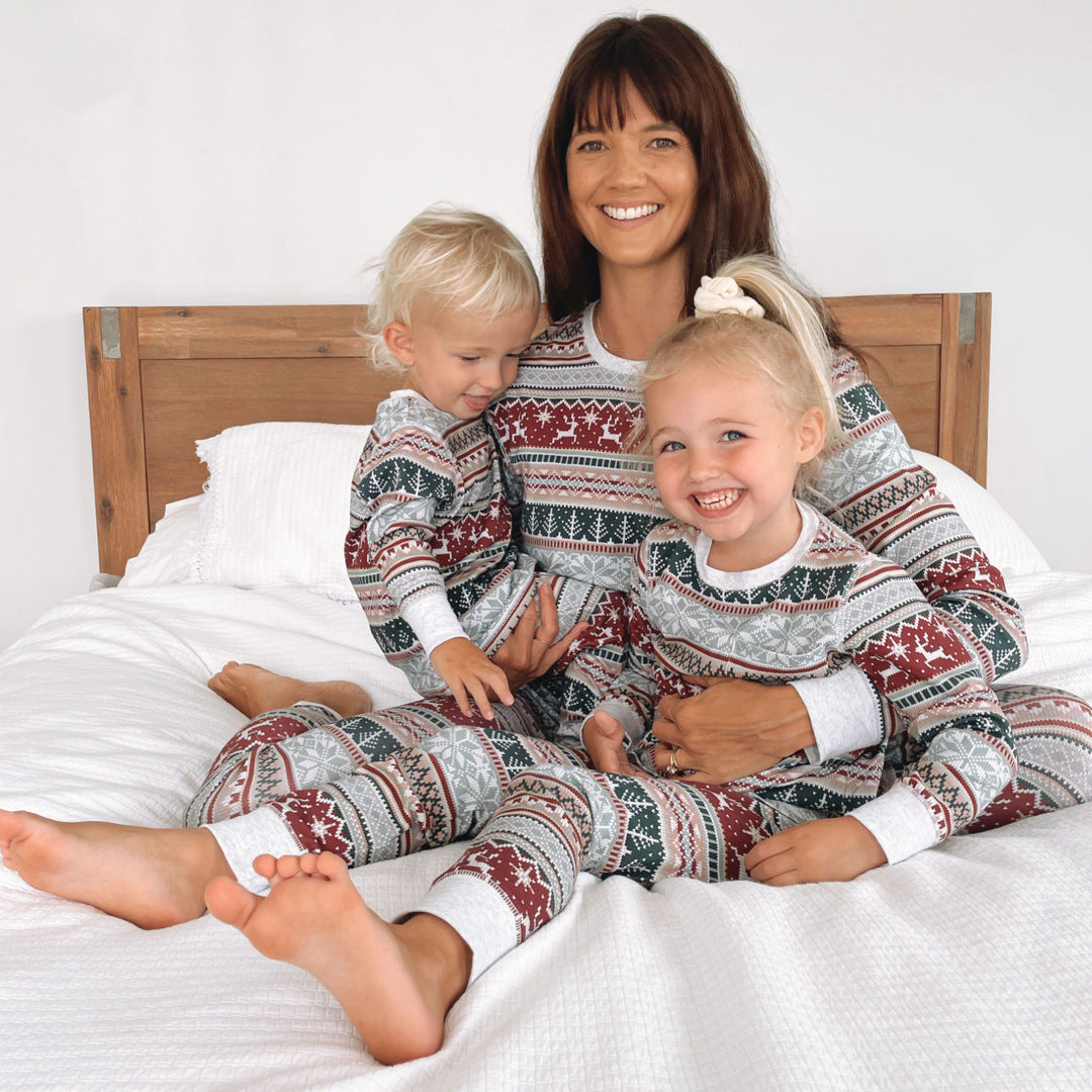 European & American Christmas Pajamas – Family Matching Homewear Set for Festive Comfort - ZA-ZOLA